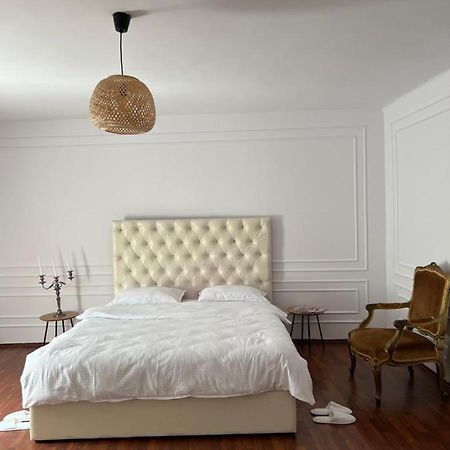 Hidden Gem Apartment In The Center Of The City Брашов Екстер'єр фото